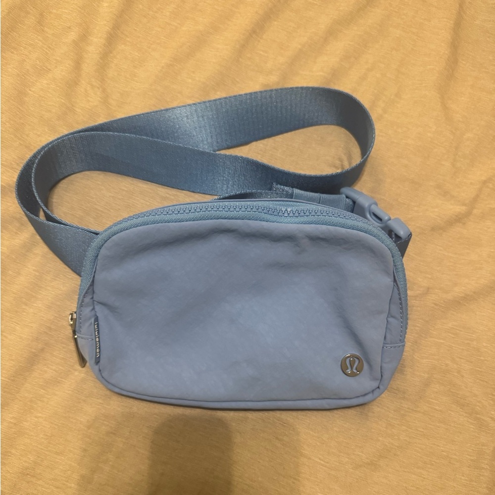 Lululemon Aero Blue Belt Bag